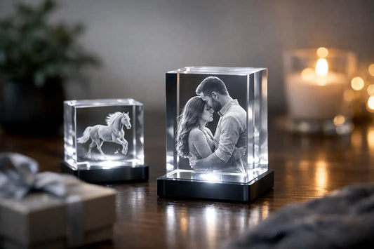 Kristalglas cadeau met verlichting dat raakt